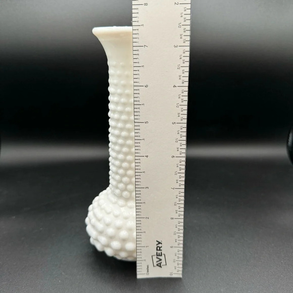 Vintage Milk Glass Hobnail Bud Vase EO Brody Co 2000 Collectible - Picture 10 of 11